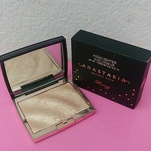 ✨AMREZY ABH HIGHLIGHTER✨